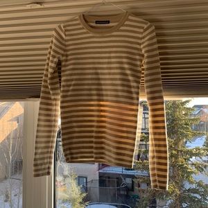 BRANDY MELVILLE sweater